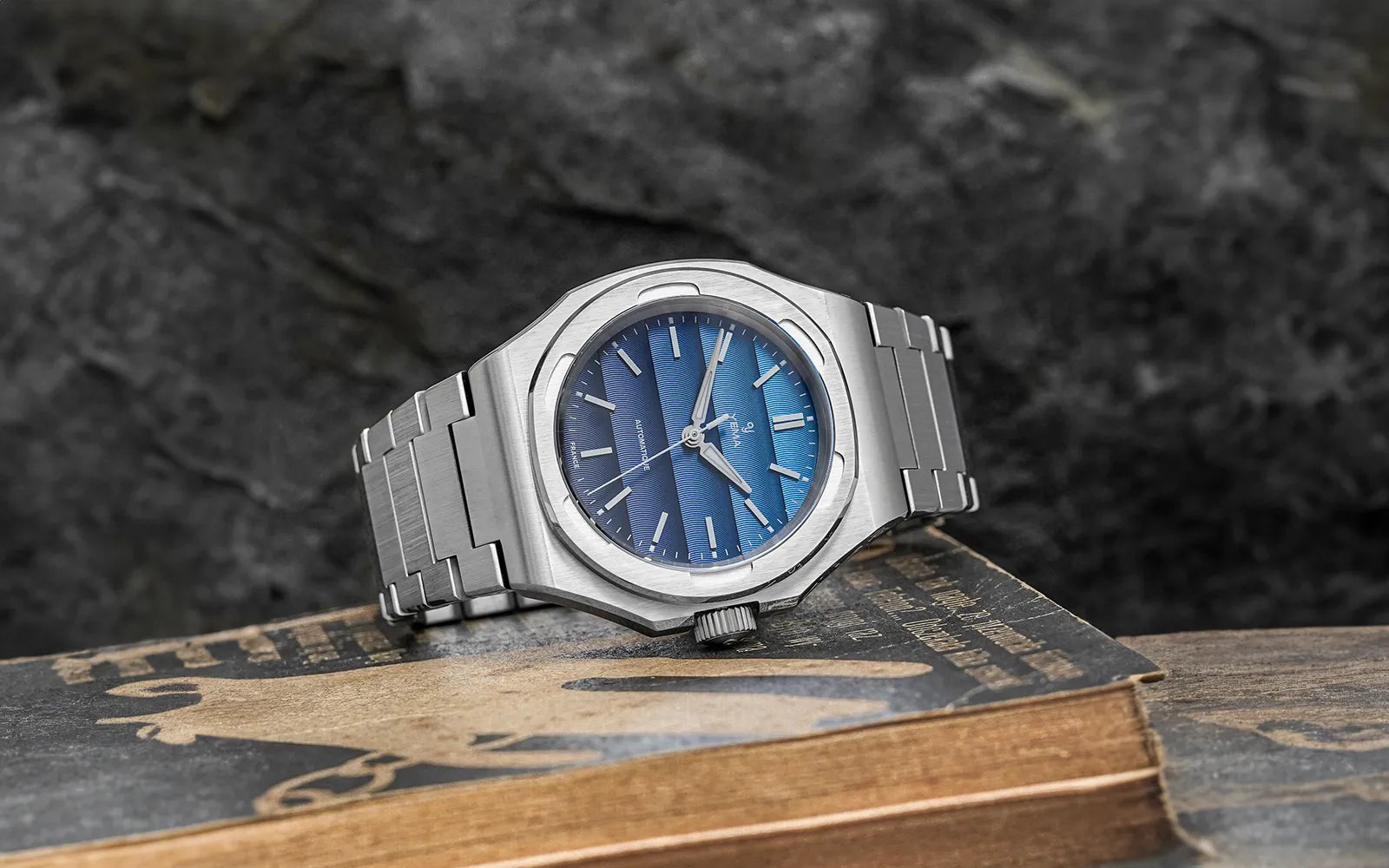 YEMA Wristmaster Traveller YEMA Wristmaster Traveller